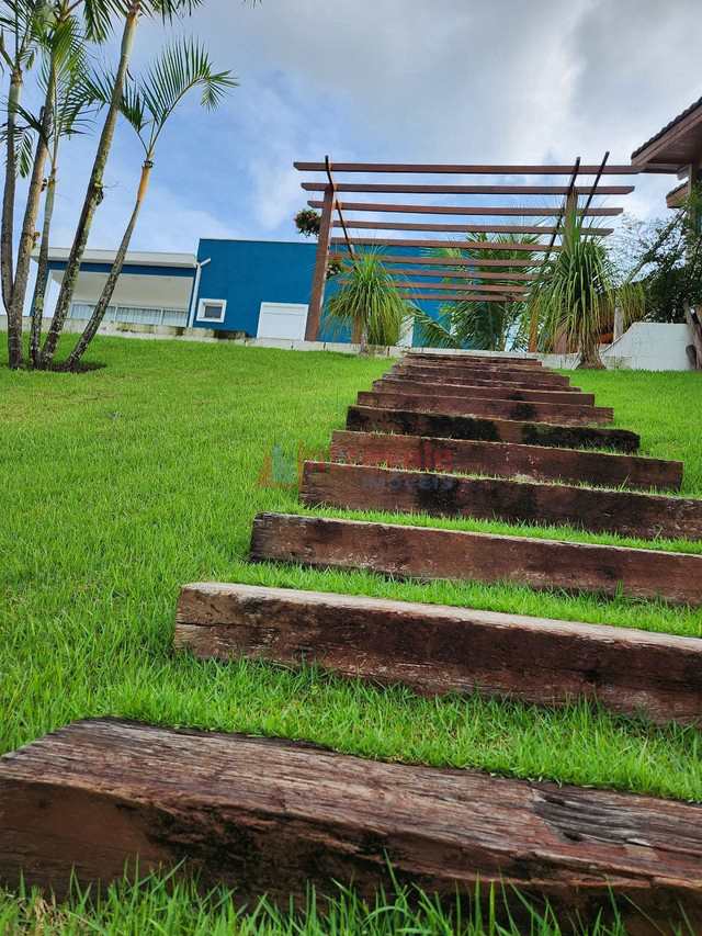 Casa de Condomínio em Jacareí, no bairro Loteamento Residencial Parque Lago Dourado