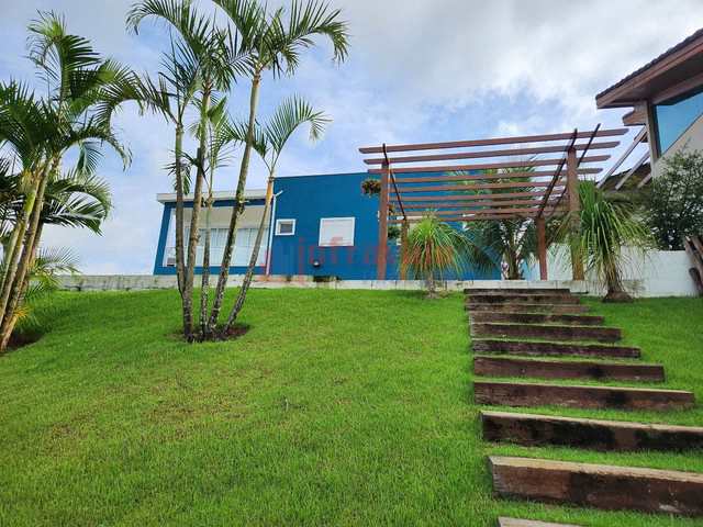 Casa de Condomínio em Jacareí, no bairro Loteamento Residencial Parque Lago Dourado
