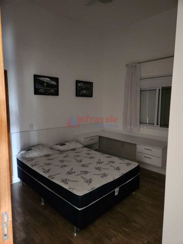 Casa de Condomínio em Jacareí, no bairro Loteamento Residencial Parque Lago Dourado