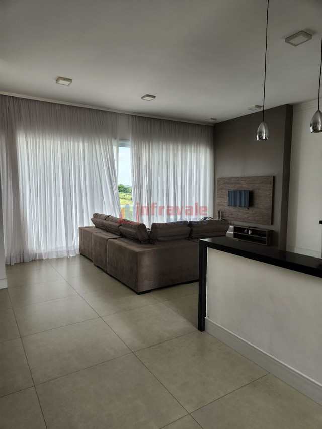 Casa de Condomínio em Jacareí, no bairro Loteamento Residencial Parque Lago Dourado