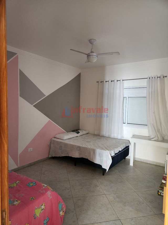 Casa de Condomínio em Jacareí, no bairro Loteamento Residencial Parque Lago Dourado
