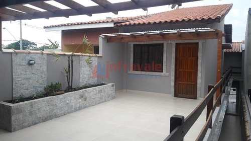 Casa, código 12063 em Jacareí, bairro Jardim Emília