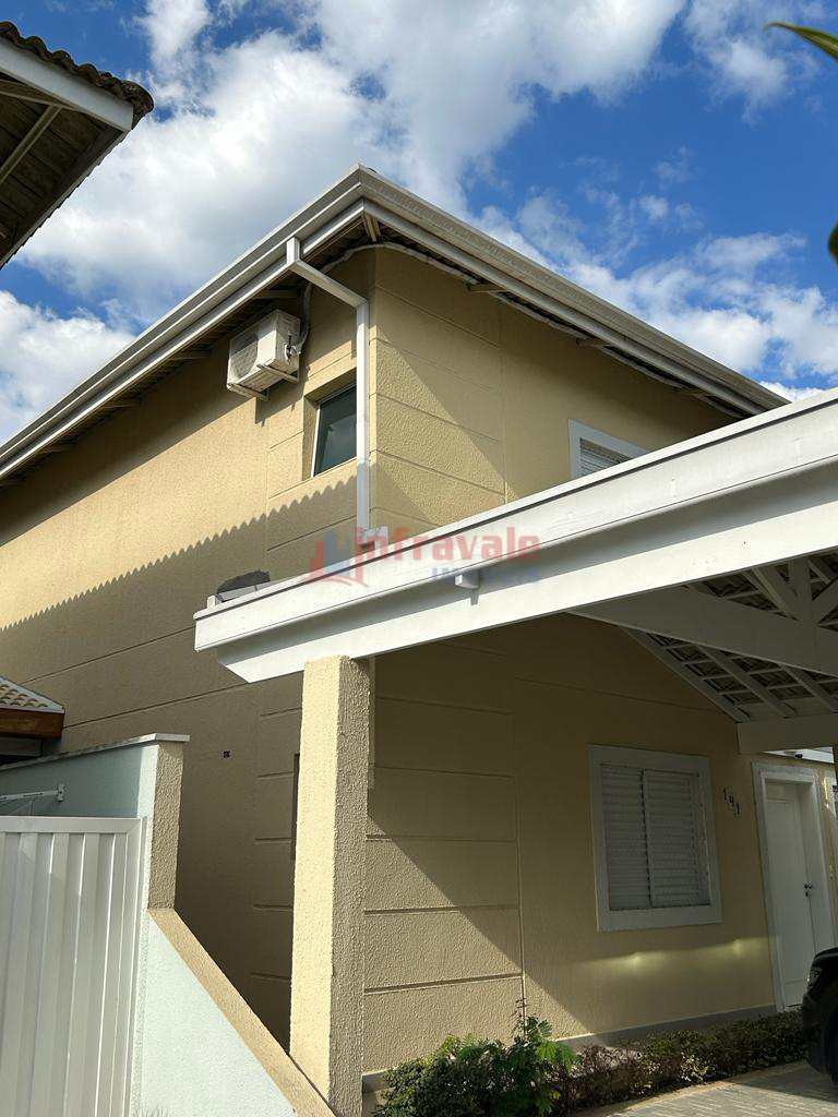 Sobrado de Condomínio em Jacareí, no bairro Loteamento Villa Branca