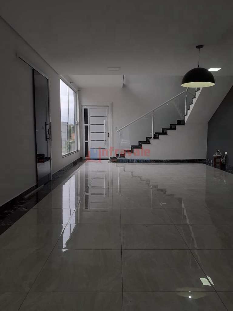 Sobrado de Condomínio em Jacareí, no bairro Jardim Jacinto