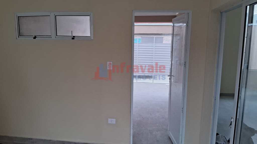 Casa em Jacareí, no bairro Residencial Parque dos Sinos