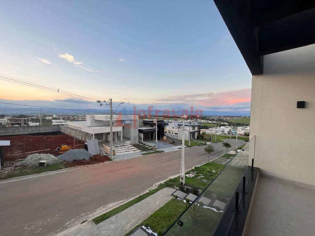 Sobrado de Condomínio em Caçapava, no bairro Residencial Colinas
