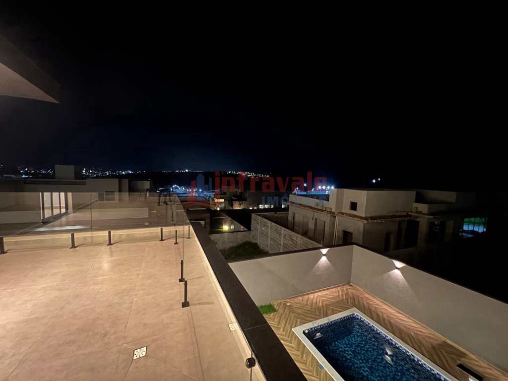 Sobrado de Condomínio em Caçapava, no bairro Residencial Colinas