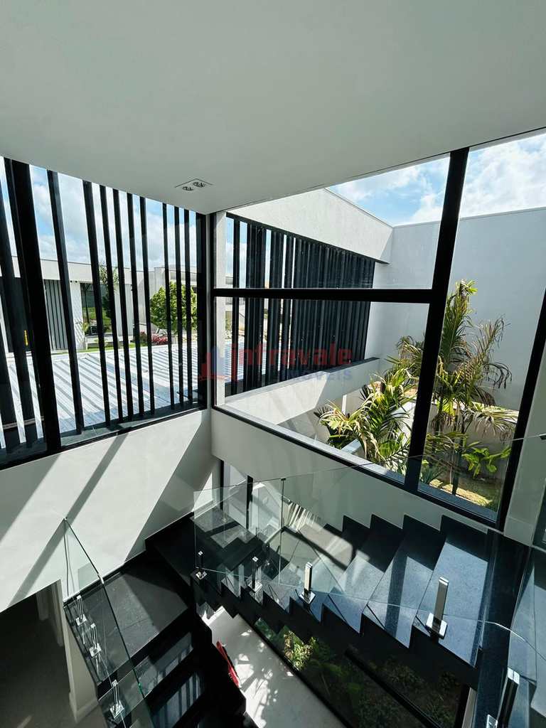 Sobrado de Condomínio em São José dos Campos, no bairro Condomínio Residencial Colinas do Paratehy