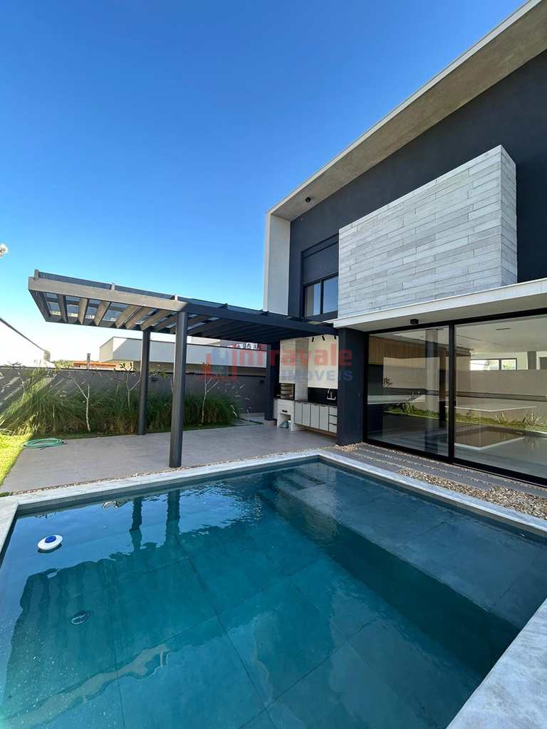 Sobrado de Condomínio em São José dos Campos, no bairro Condomínio Residencial Colinas do Paratehy