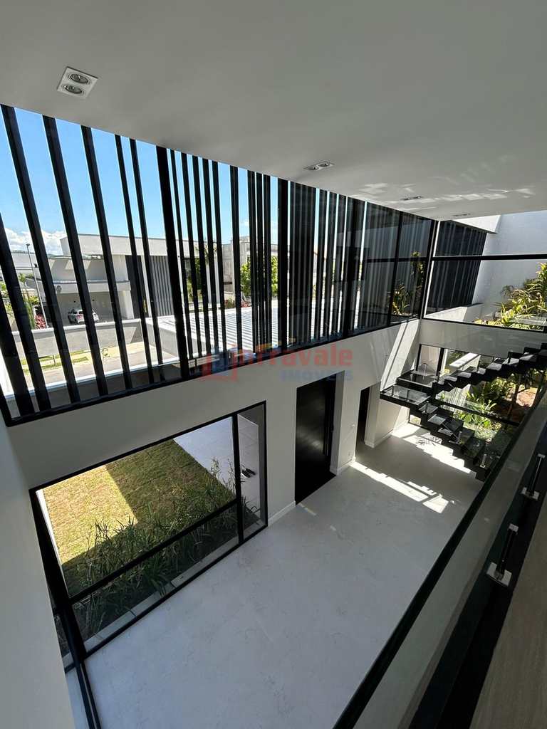 Sobrado de Condomínio em São José dos Campos, no bairro Condomínio Residencial Colinas do Paratehy