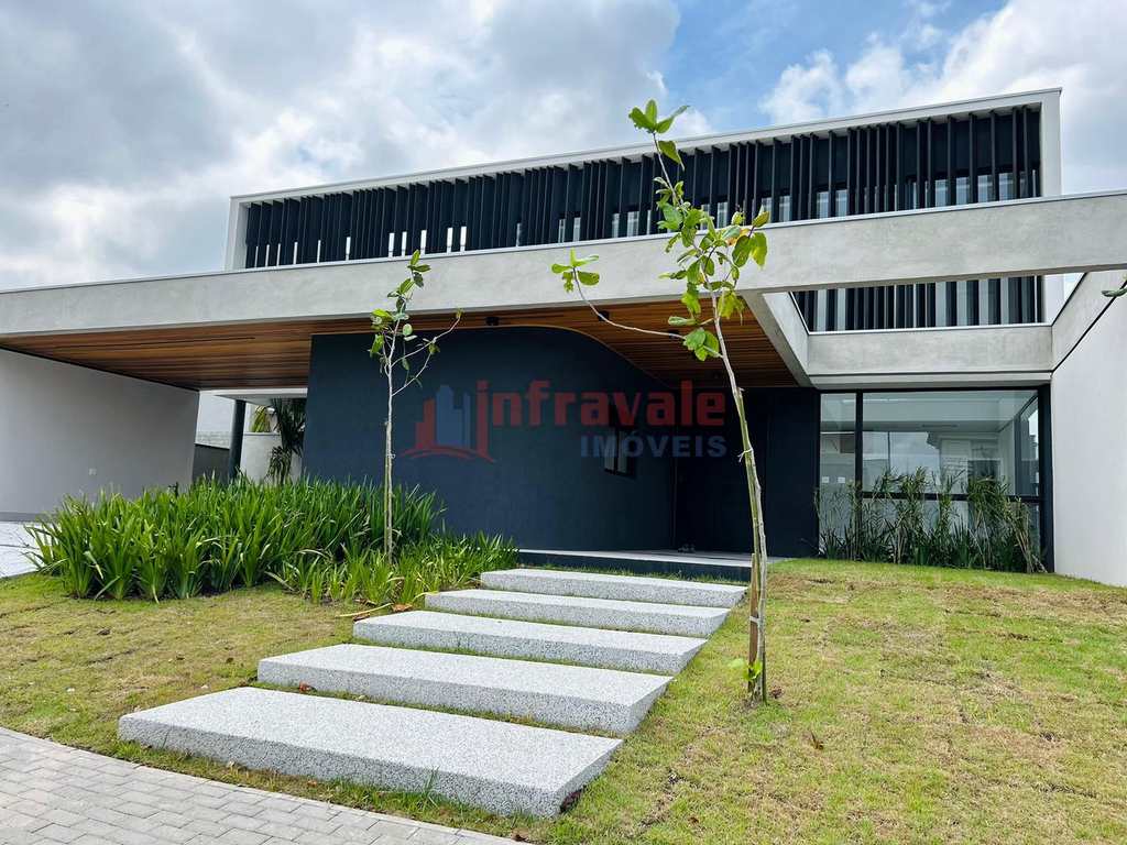 Sobrado de Condomínio em São José dos Campos, no bairro Condomínio Residencial Colinas do Paratehy