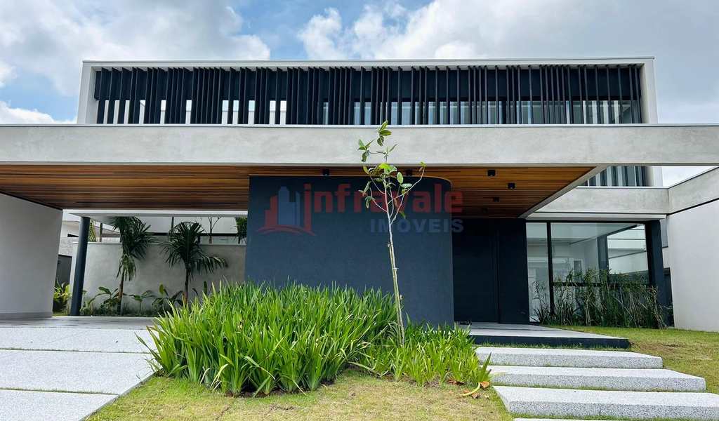 Sobrado de Condomínio em São José dos Campos, bairro Condomínio Residencial Colinas do Paratehy