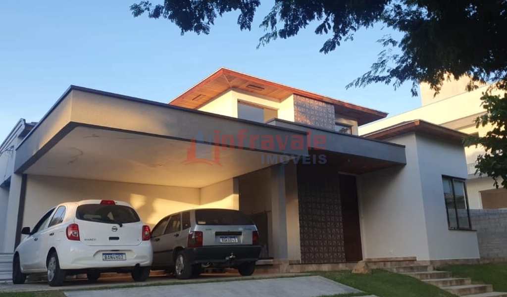Casa de Condomínio em Jacareí, bairro Condomínio Residencial Mirante do Vale