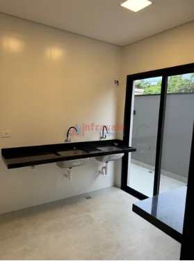 Sobrado de Condomínio em São José dos Campos, no bairro Jardim do Golfe