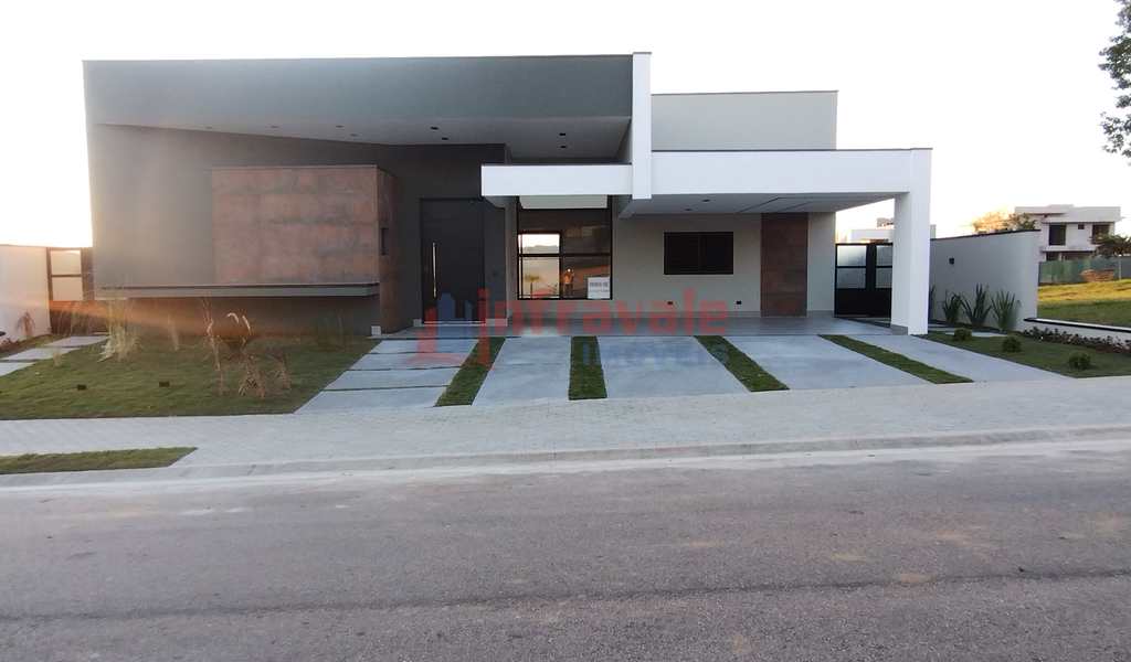 Casa de Condomínio em São José dos Campos, bairro Condomínio Residencial Colinas do Paratehy