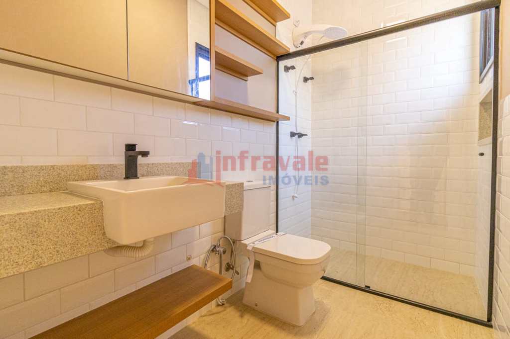 Sobrado de Condomínio em São José dos Campos, no bairro Condomínio Residencial Monte Carlo