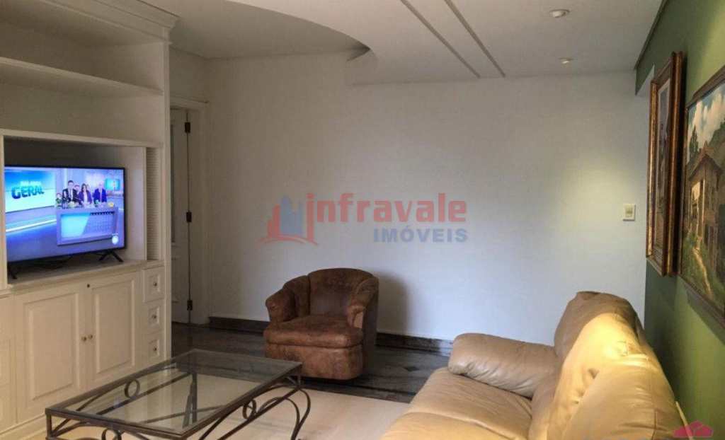 Apartamento em Jacareí, no bairro Centro
