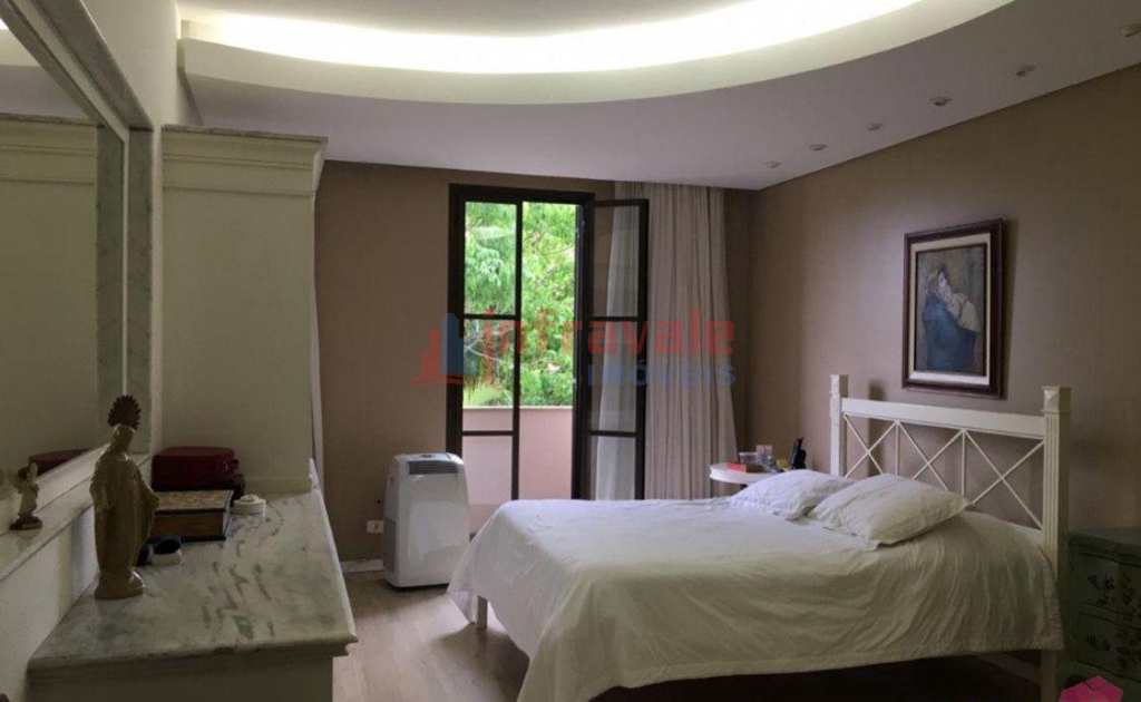 Apartamento em Jacareí, no bairro Centro