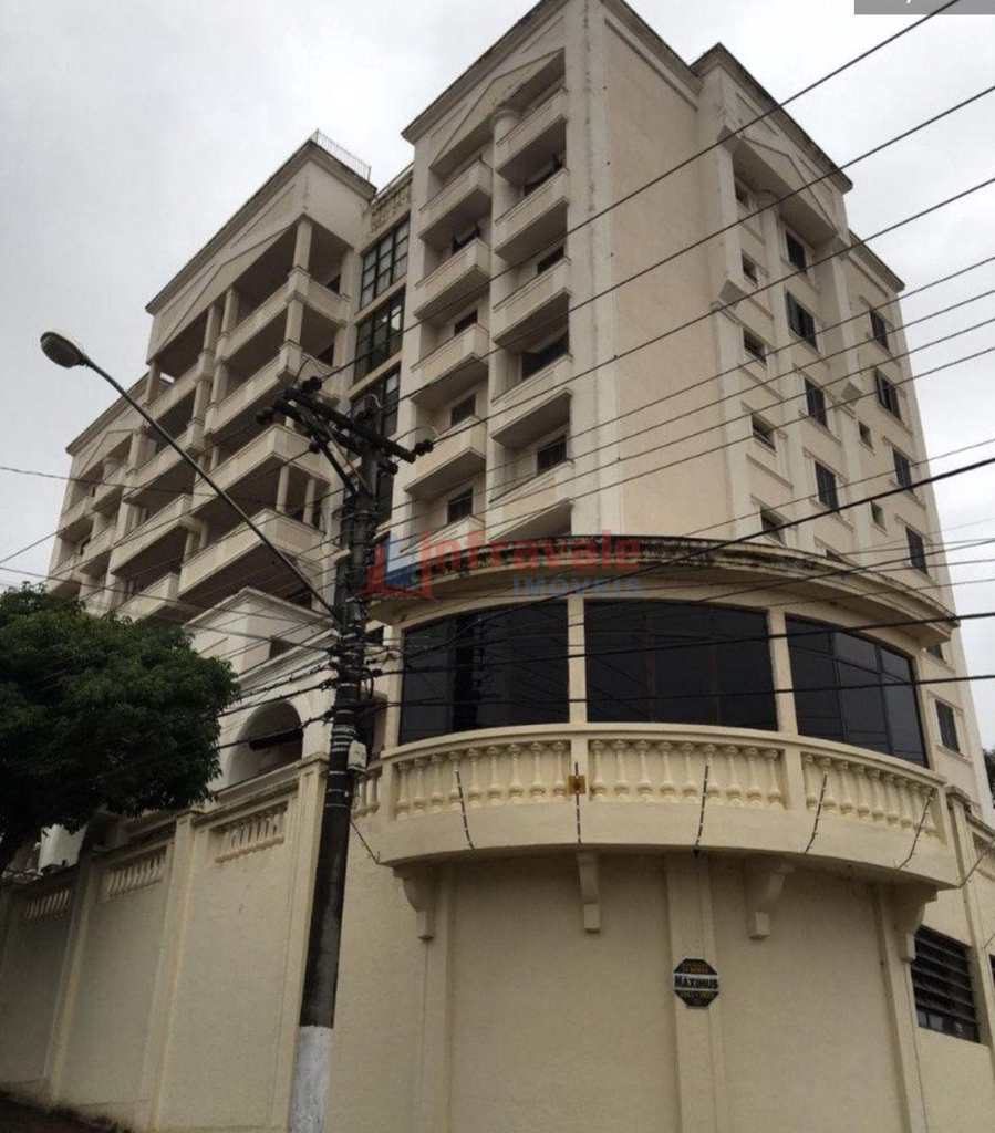 Apartamento em Jacareí, no bairro Centro
