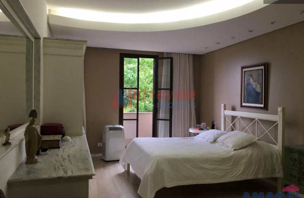 Apartamento em Jacareí, no bairro Centro