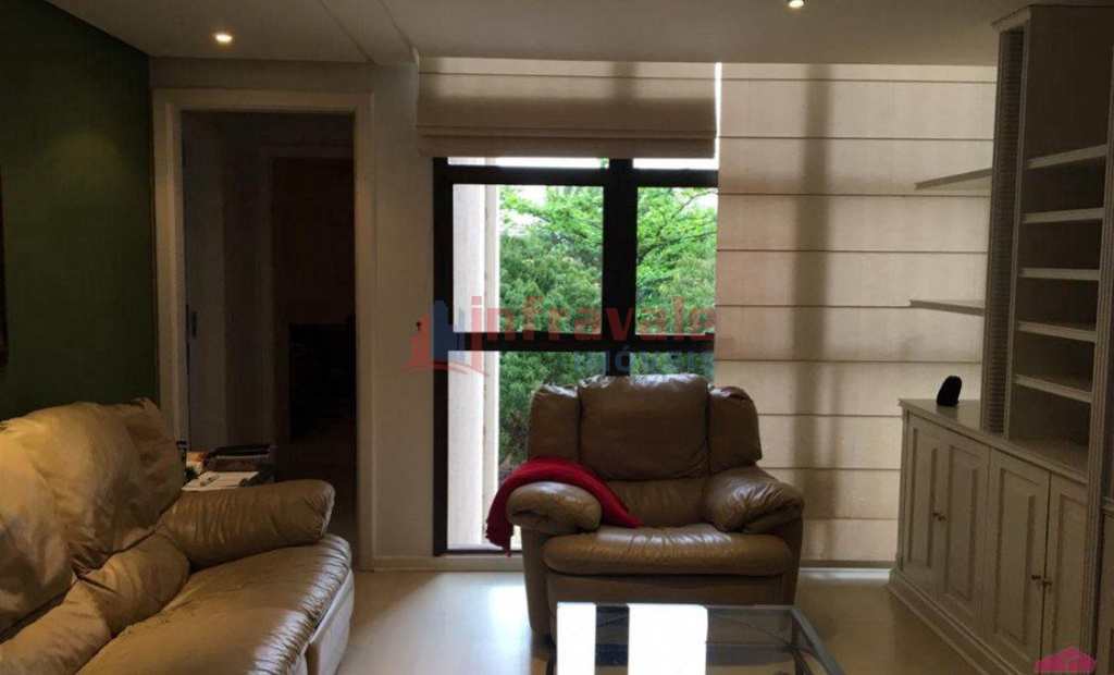 Apartamento em Jacareí, no bairro Centro