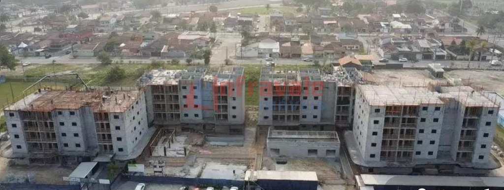 Apartamento em Caraguatatuba, no bairro Indaiá