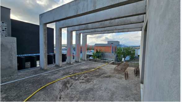 Sobrado de Condomínio em São José dos Campos, no bairro Condomínio Residencial Colinas do Paratehy