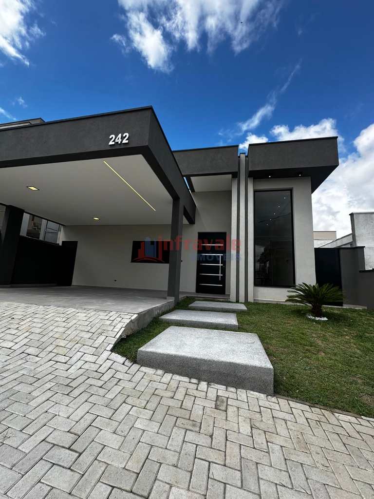 Casa de Condomínio em São José dos Campos, no bairro Floresta