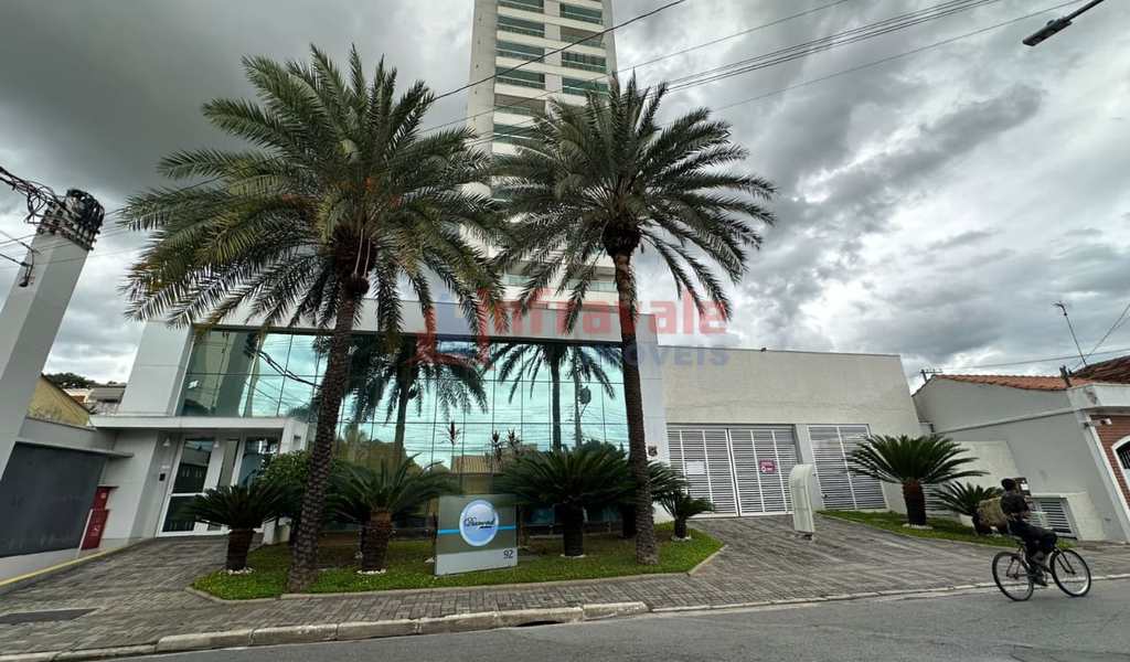 Apartamento em Jacareí, bairro Centro