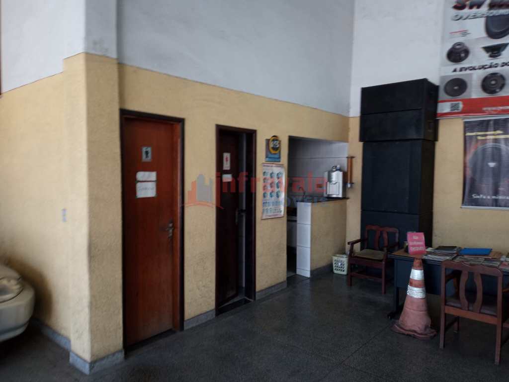 Prédio Comercial em Jacareí, no bairro Centro