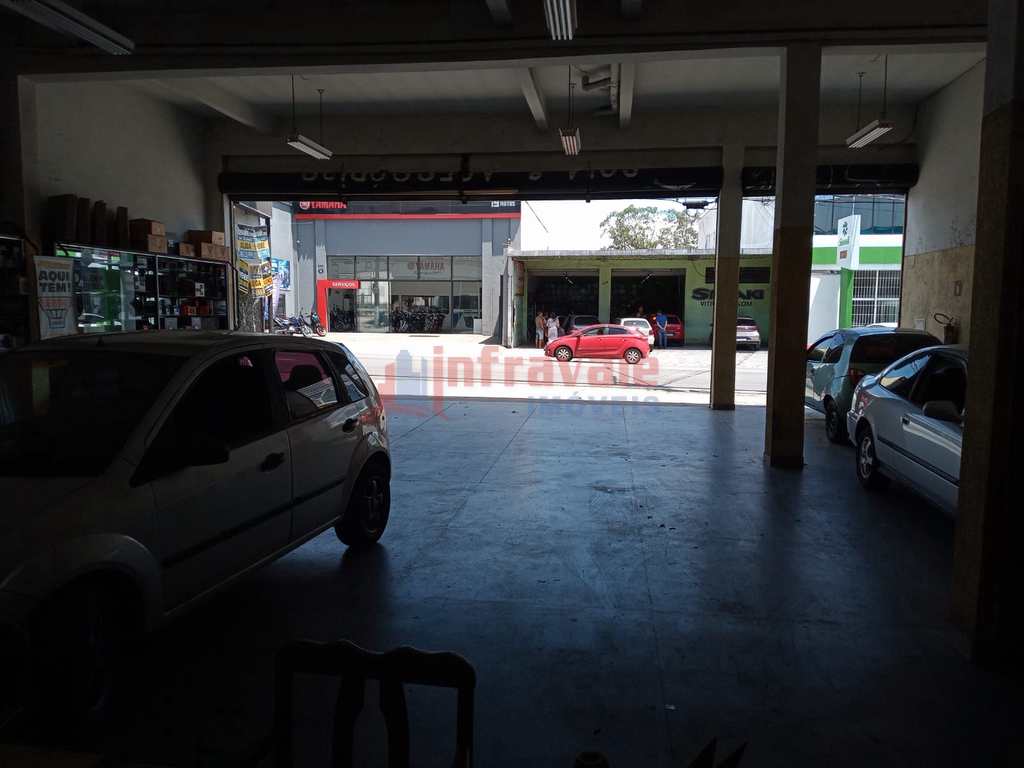 Prédio Comercial em Jacareí, no bairro Centro