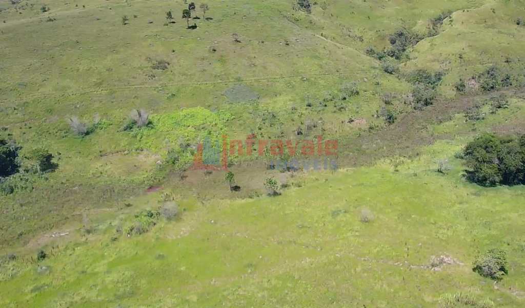 Área Industrial em Jacareí, bairro Chs Rurais de Guararema