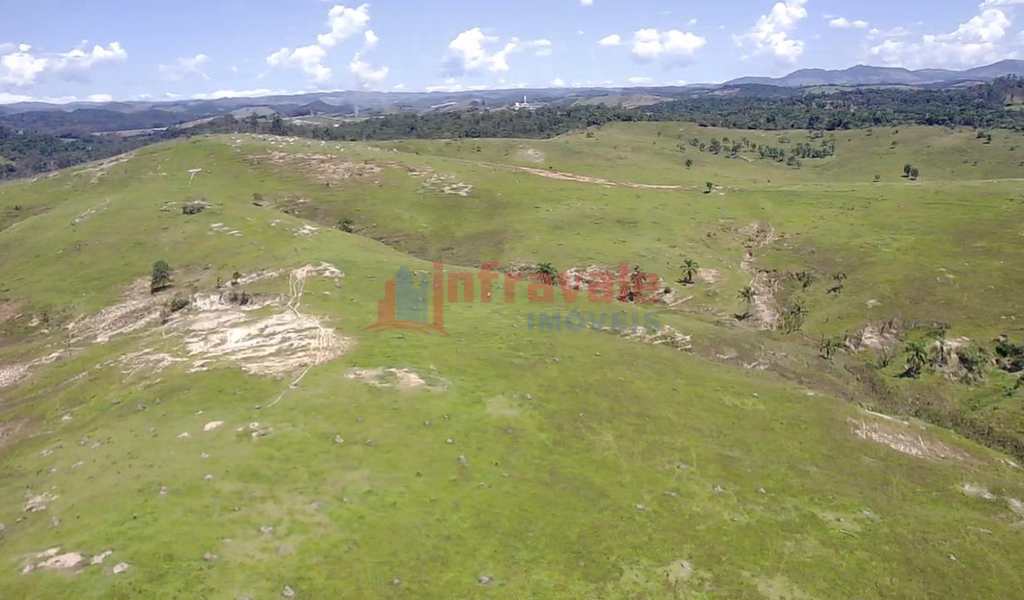 Área Industrial em Jacareí, bairro Chs Rurais de Guararema