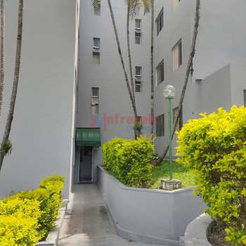 Apartamento em Jacareí, bairro Jardim Califórnia