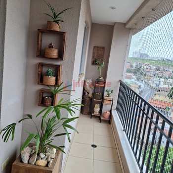 Apartamento em Jacareí, bairro Parque Santo Antônio