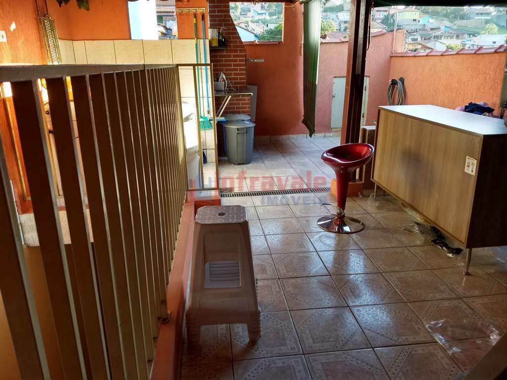 Casa em Jacareí, no bairro Jardim Paraíso