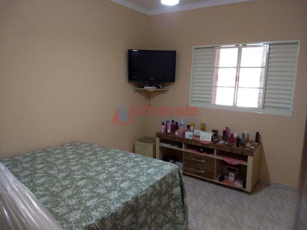 Casa em Jacareí, no bairro Jardim Paraíso