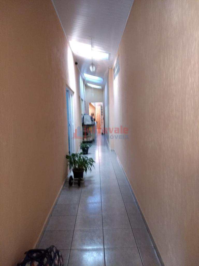 Casa em Jacareí, no bairro Jardim Paraíso