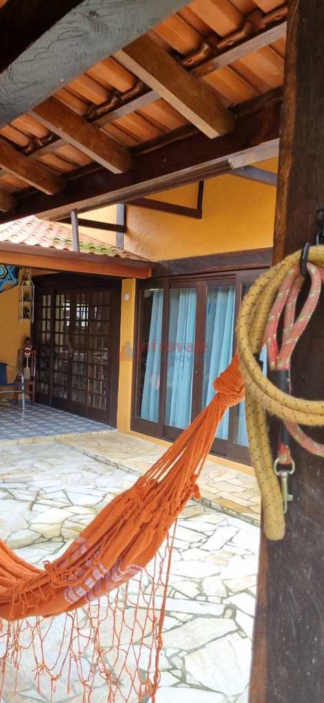 Casa em São Sebastião, no bairro Sertão do Piavu