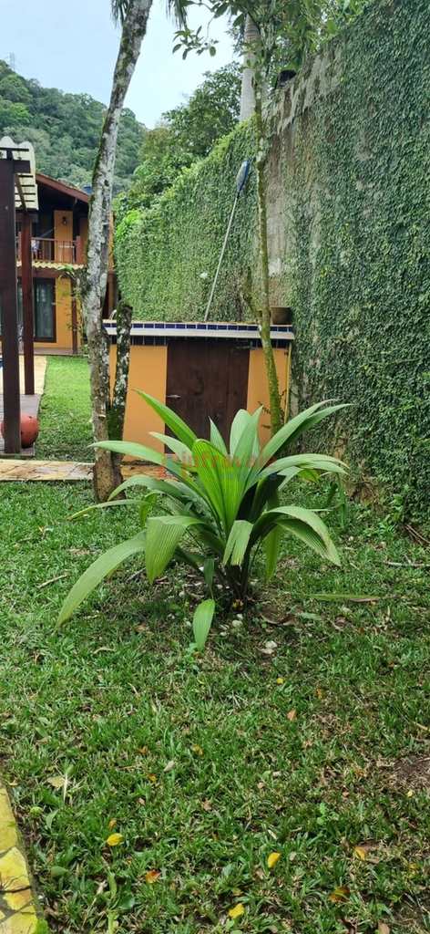 Casa em São Sebastião, no bairro Sertão do Piavu