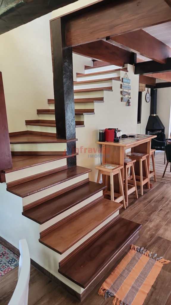 Casa em São Sebastião, no bairro Sertão do Piavu