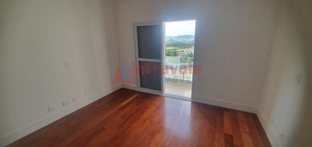 Sobrado de Condomínio em São José dos Campos, no bairro Condomínio Residencial Jaguary