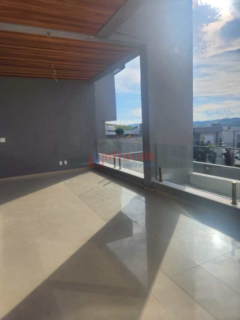 Sobrado de Condomínio em São José dos Campos, no bairro Condomínio Residencial Jaguary