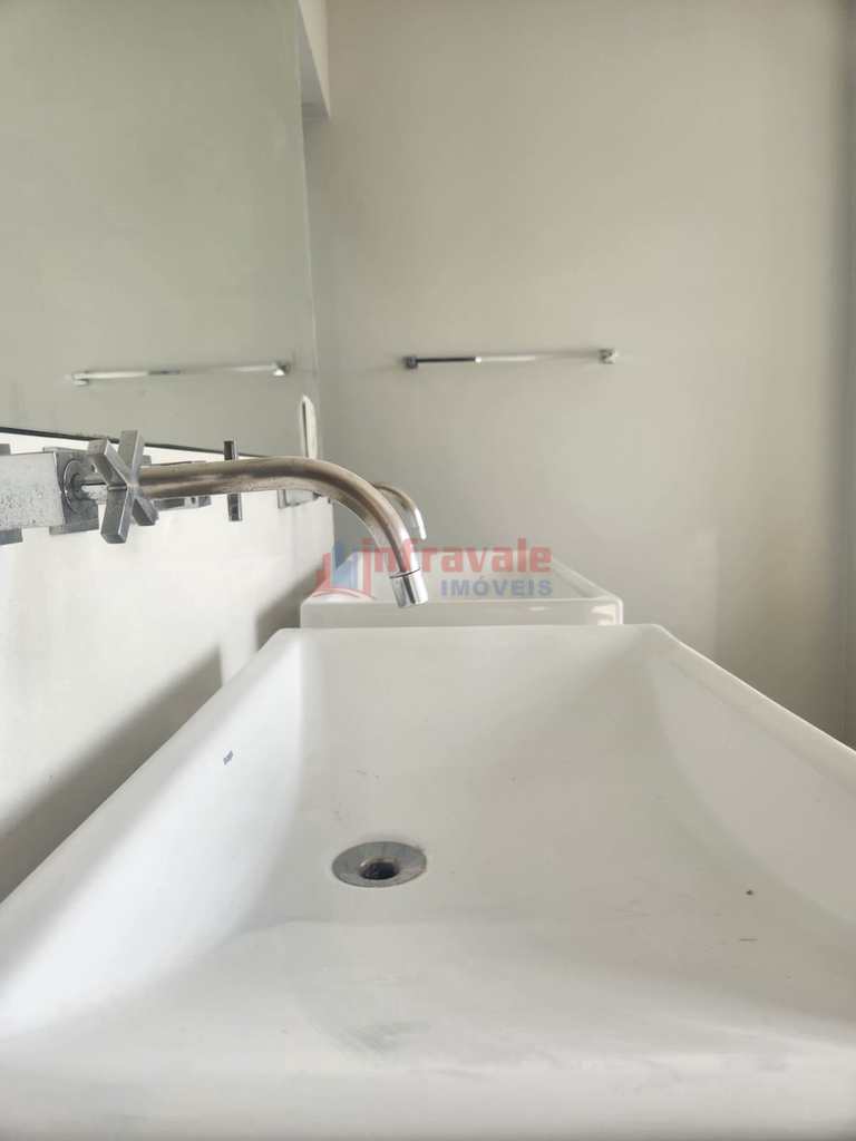 Sobrado de Condomínio em São José dos Campos, no bairro Condomínio Residencial Jaguary