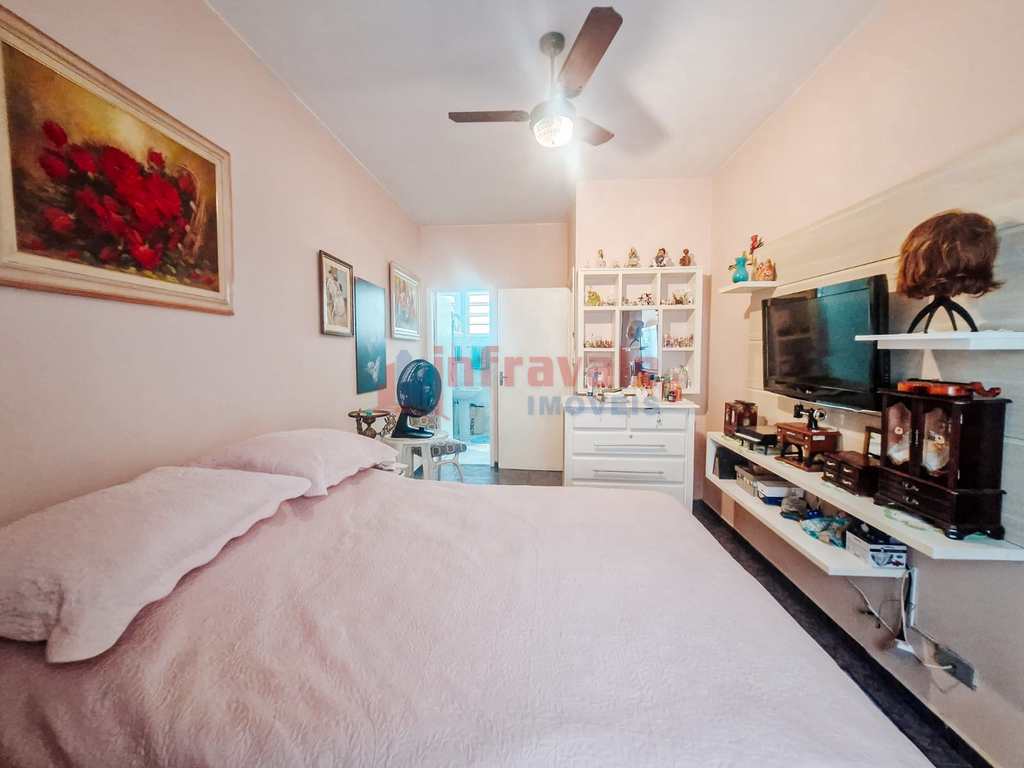 Casa em Jacareí, no bairro Parque Brasil