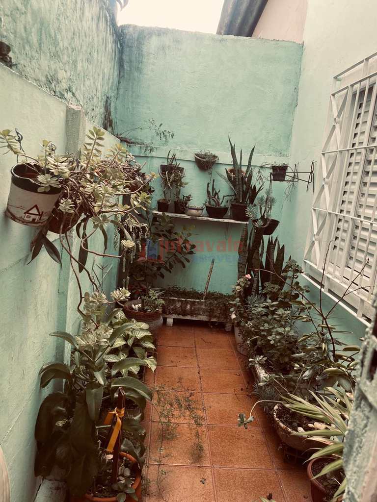Casa em Jacareí, no bairro Parque Brasil