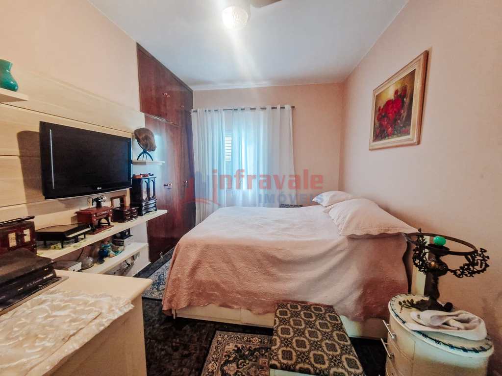Casa em Jacareí, no bairro Parque Brasil