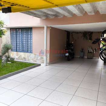Casa em Jacareí, bairro Jardim Santa Maria