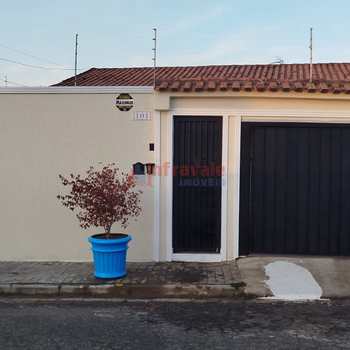 Casa em Jacareí, bairro Santa Cruz dos Lázaros