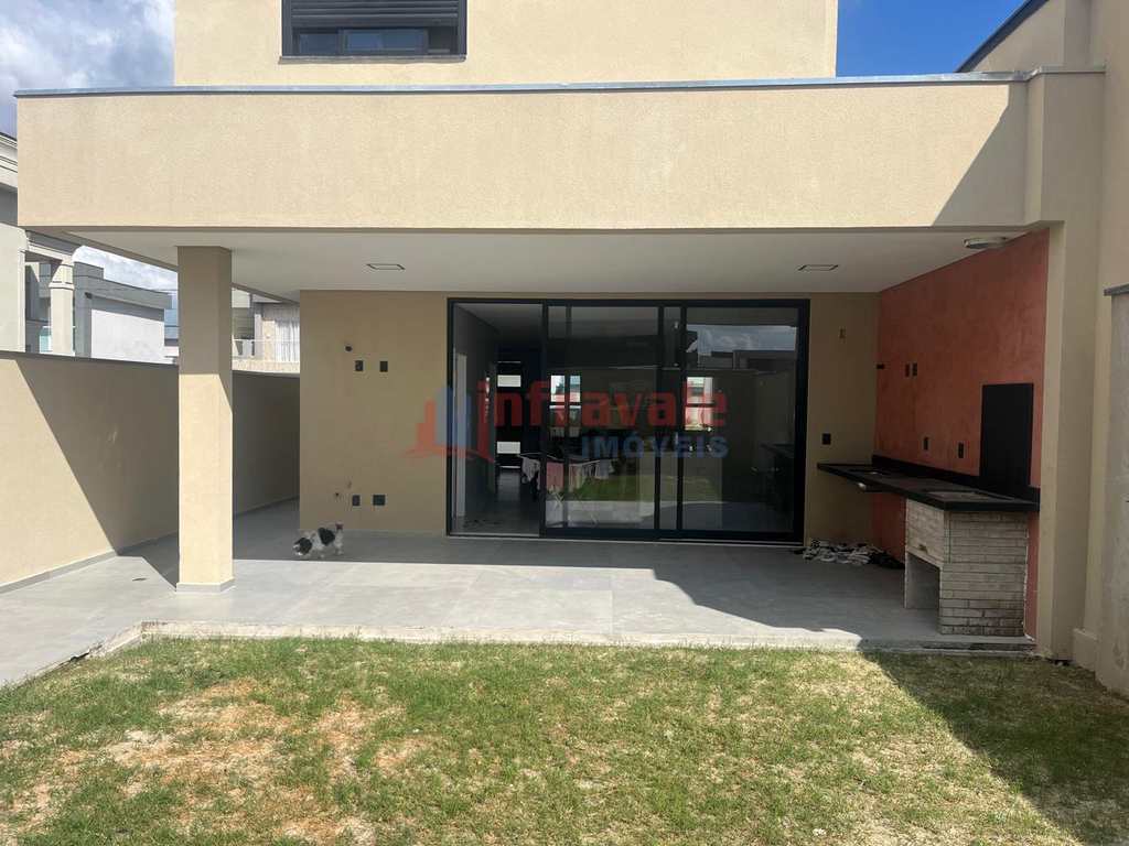 Sobrado de Condomínio em Jacareí, no bairro Jardim Central Park